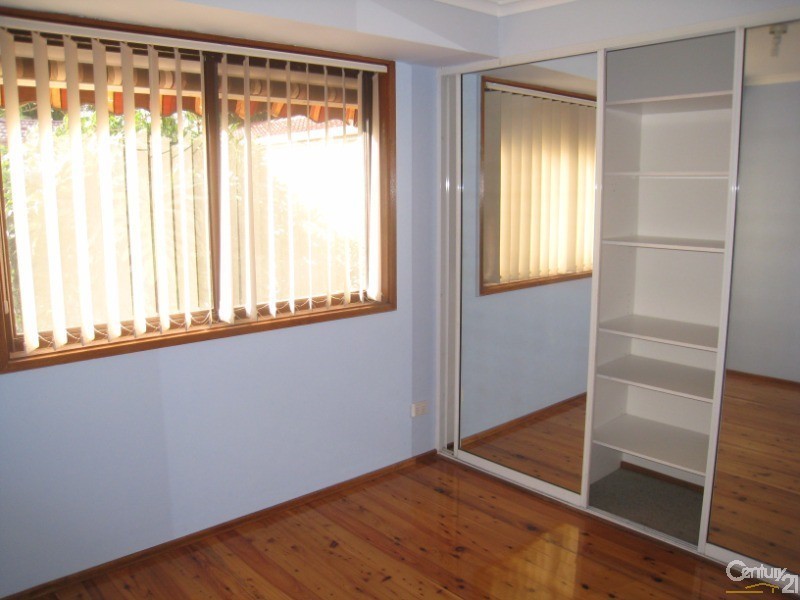 Bossley Park NSW 2176