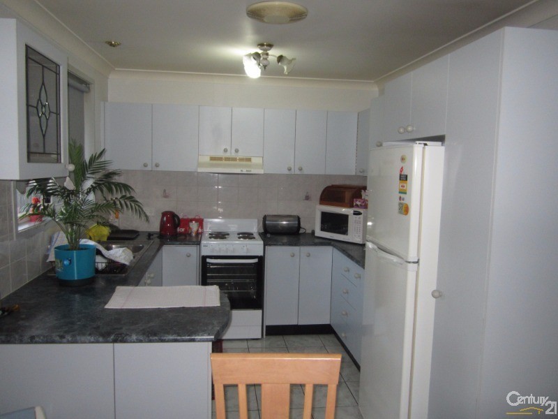 Hoxton Park NSW 2171