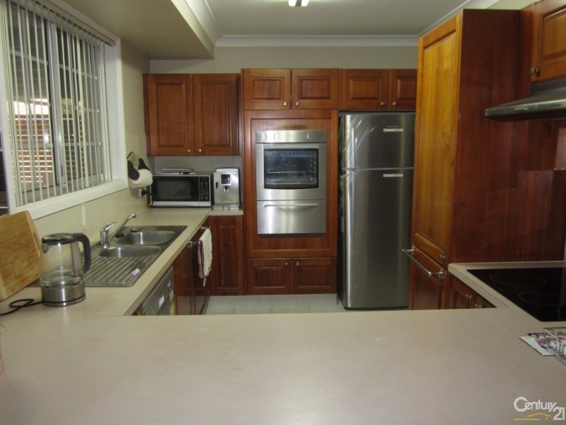 Greenfield Park NSW 2176