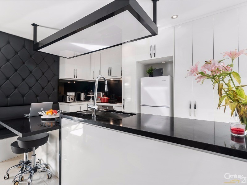 Greenfield Park NSW 2176