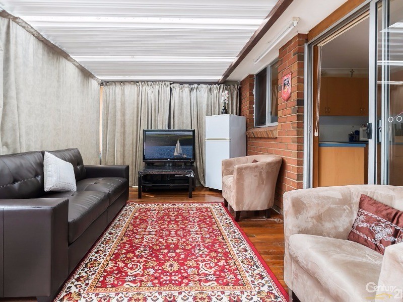 Greenfield Park NSW 2176