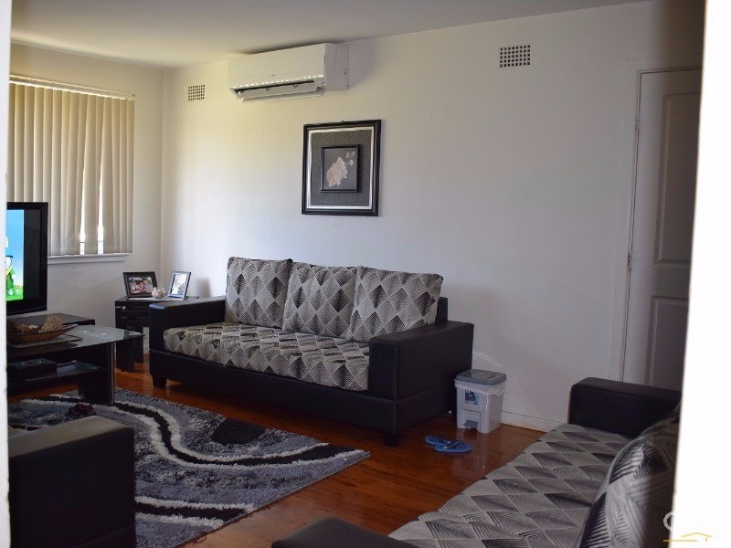 Fairfield West NSW 2165