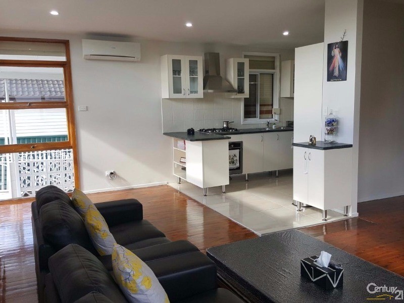 Fairfield West NSW 2165