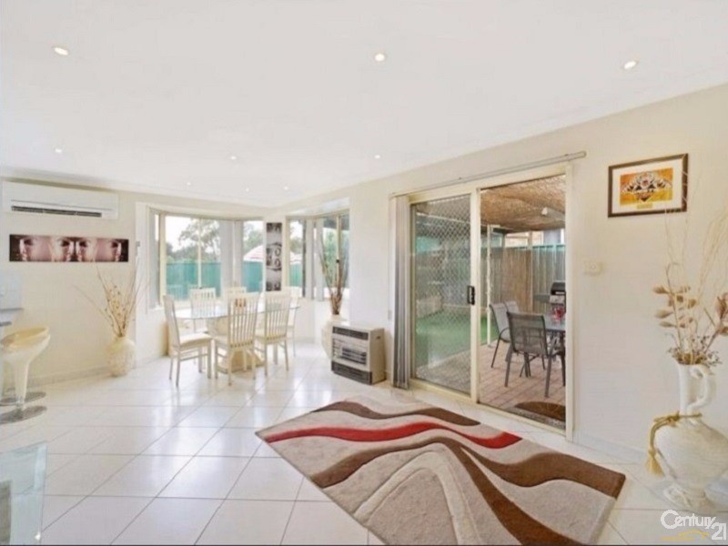 Hoxton Park NSW 2171