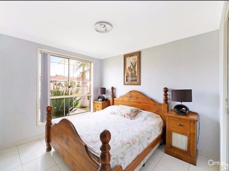 Hoxton Park NSW 2171