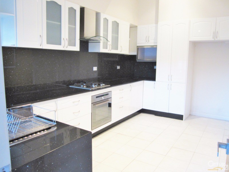 23 Greenfield Road, Greenfield Park NSW 2176