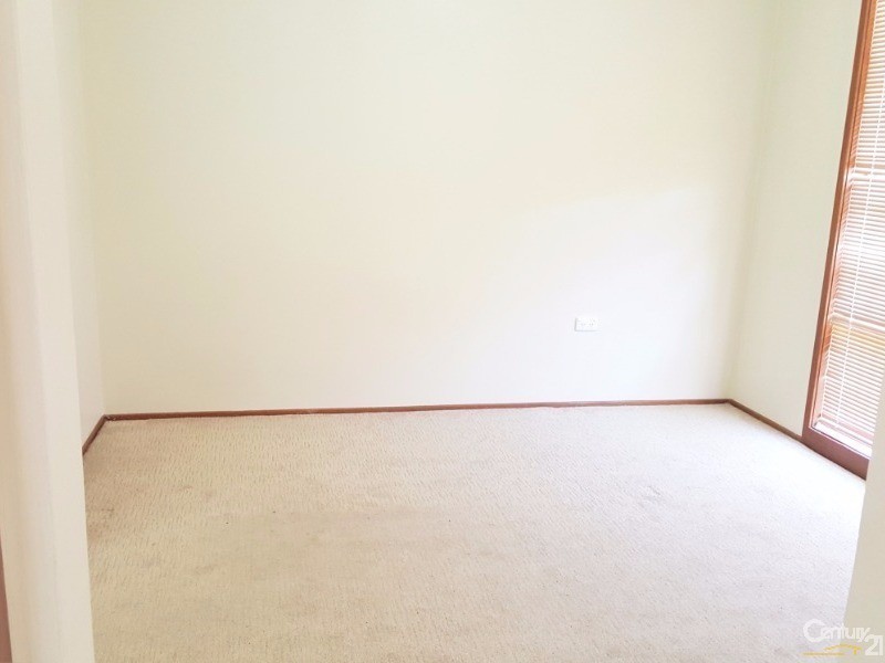 Bossley Park NSW 2176