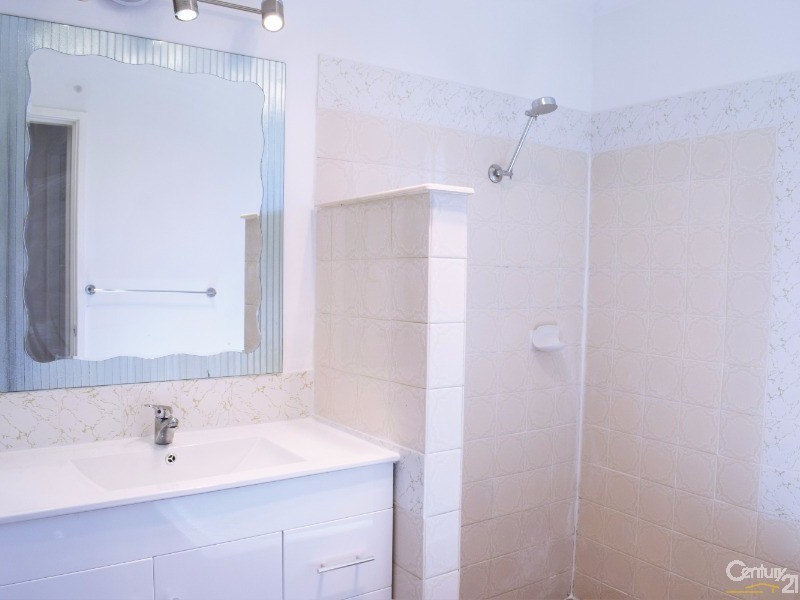 Bossley Park NSW 2176