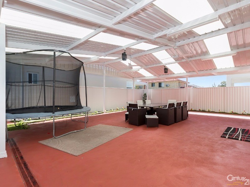 293A  Mimosa Road, Greenfield Park NSW 2176