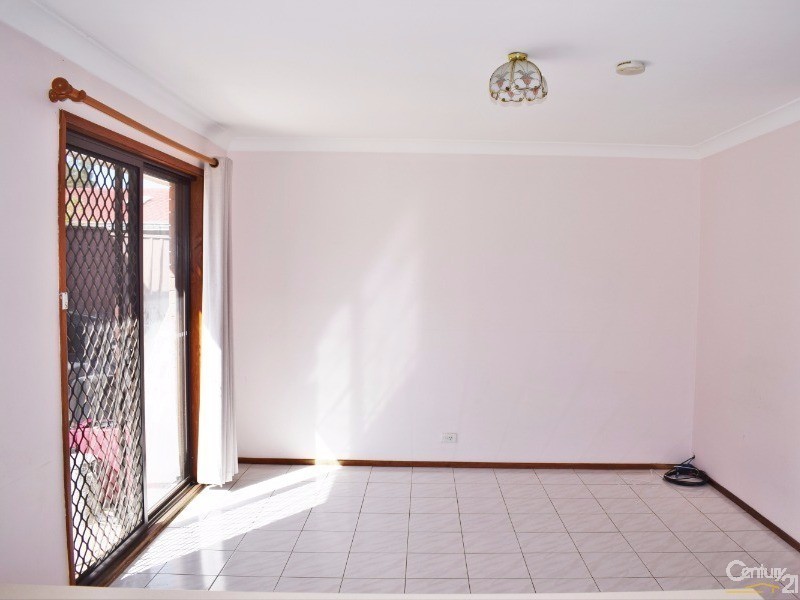 Edensor Park NSW 2176