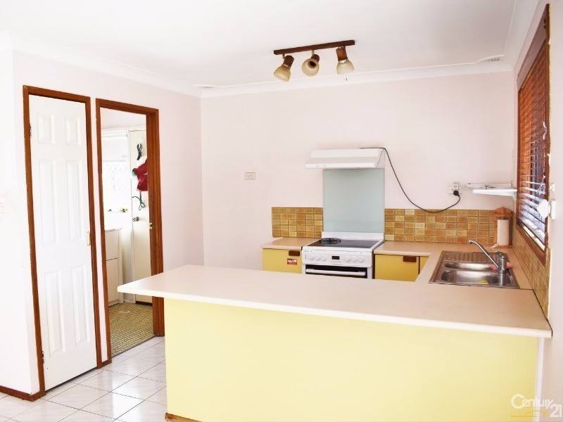 Edensor Park NSW 2176