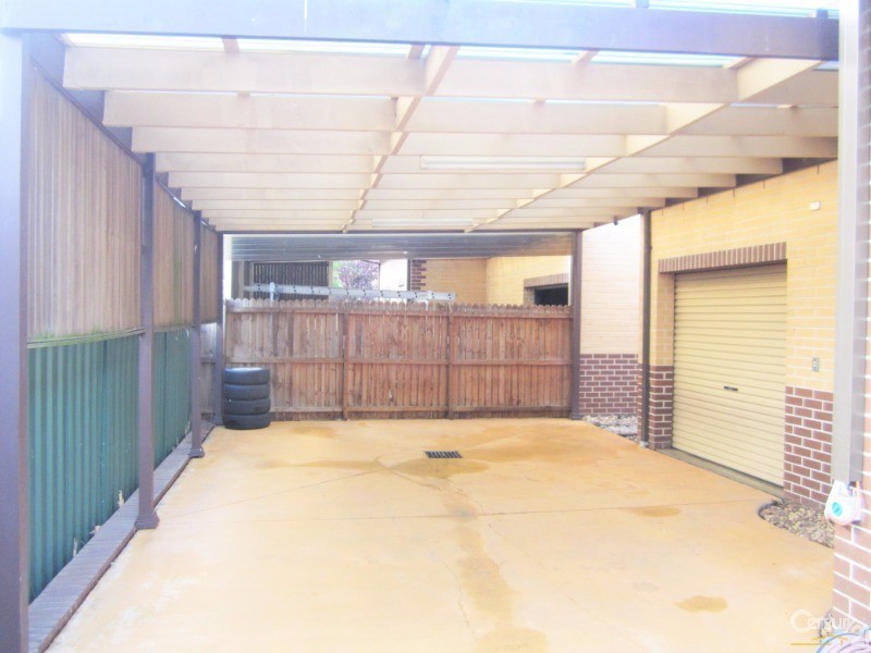 1/9 Barlow Street, Cambridge Park NSW 2747