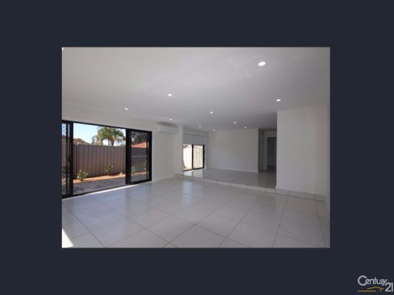 17a Sanderling Street, Hinchinbrook NSW 2168