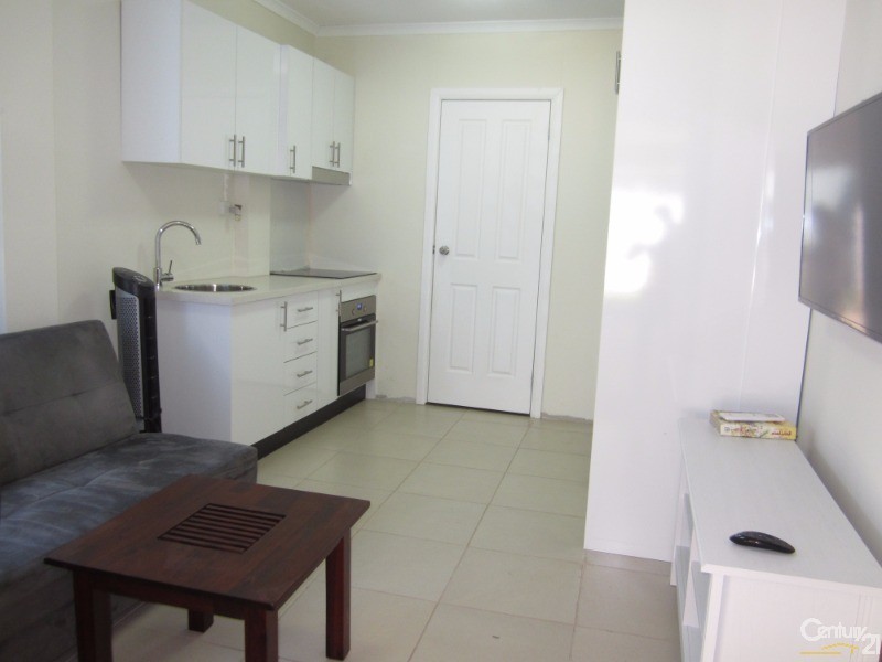 3a Opal Place, Bossley Park NSW 2176