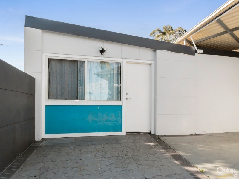 15 Vancouver Place, Fairfield West NSW 2165