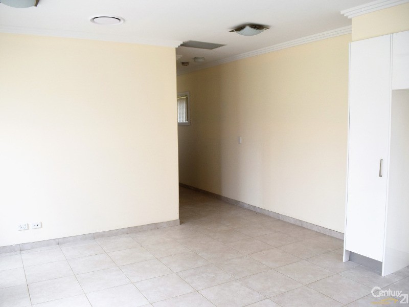 Hinchinbrook NSW 2168