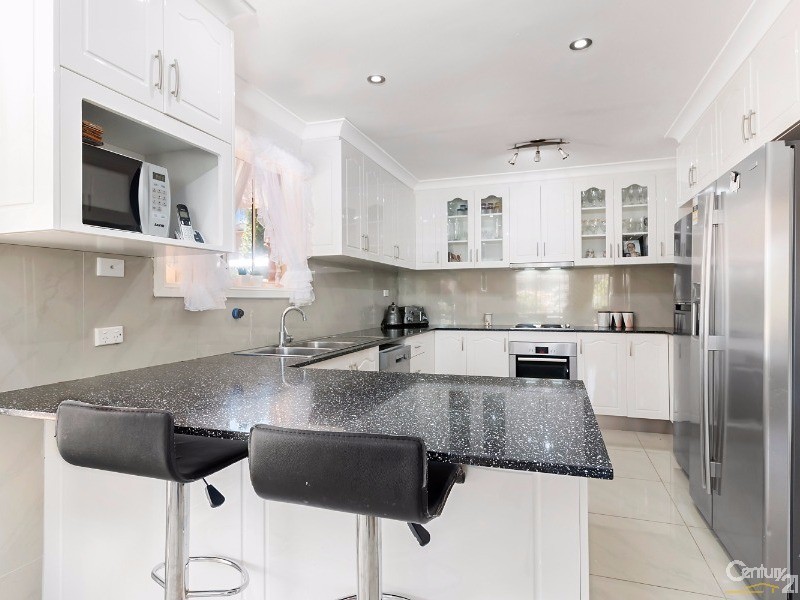 St Johns Park NSW 2176