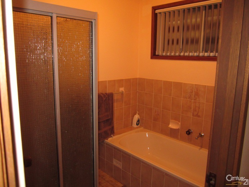 Bossley Park NSW 2176