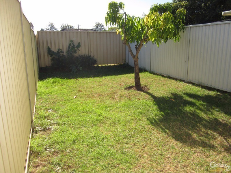 3a  Rossiter Street, Smithfield NSW 2164