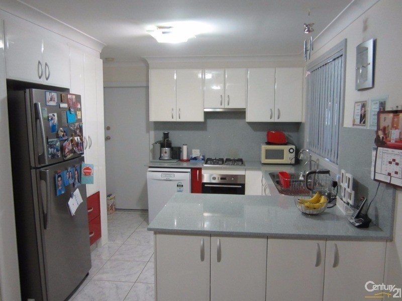 7 Jennifer Place, Smithfield NSW 2164