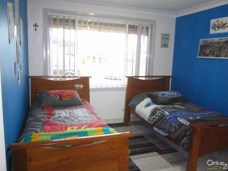 7 Jennifer Place, Smithfield NSW 2164