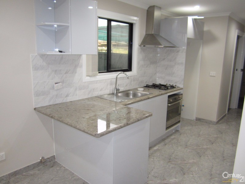 Fairfield West NSW 2165