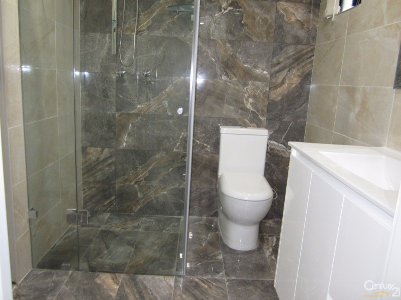 Fairfield West NSW 2165