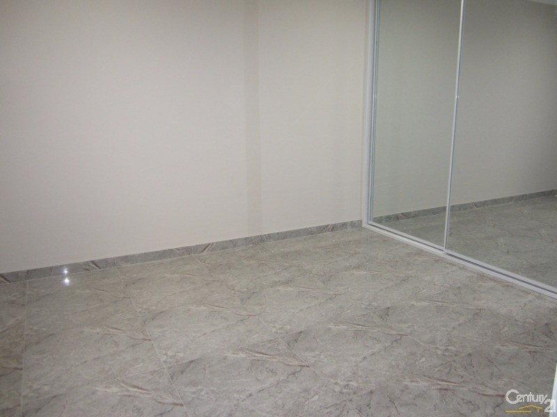 Fairfield West NSW 2165