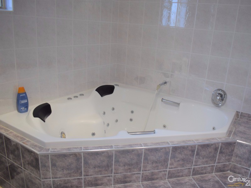 Cecil Hills NSW 2171