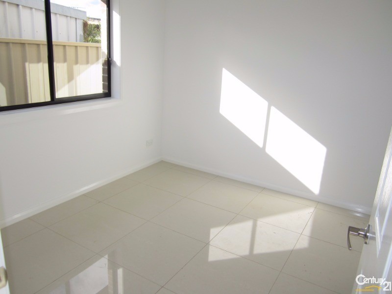 5a Belfield Road, Bossley Park NSW 2176