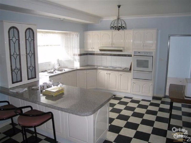 Bossley Park NSW 2176