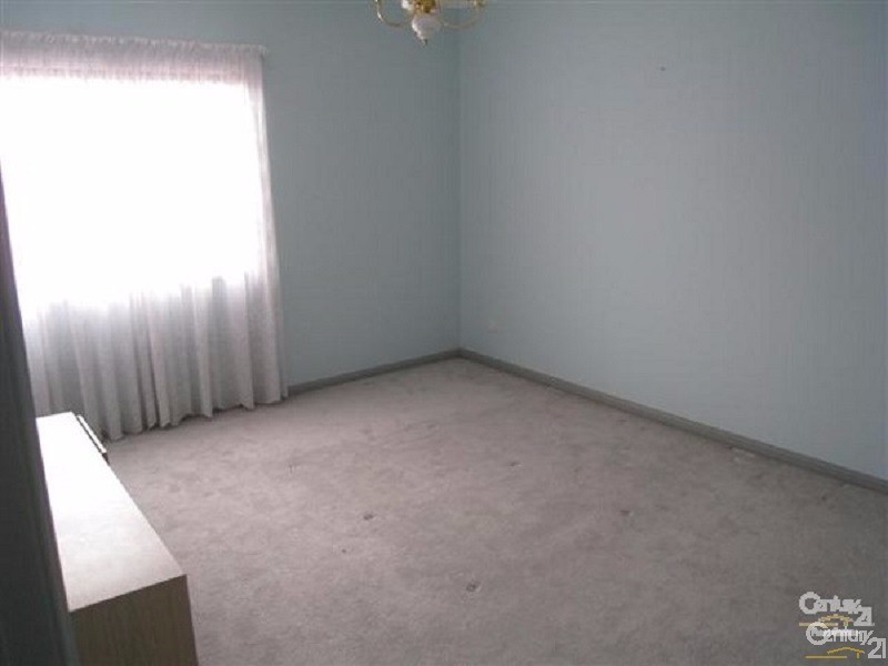 Bossley Park NSW 2176