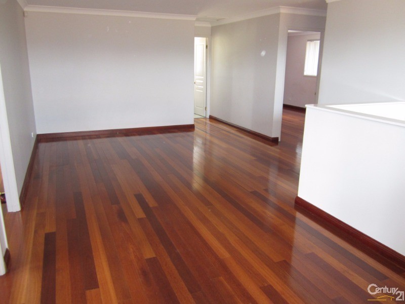 78 Greenfield Road, Greenfield Park NSW 2176