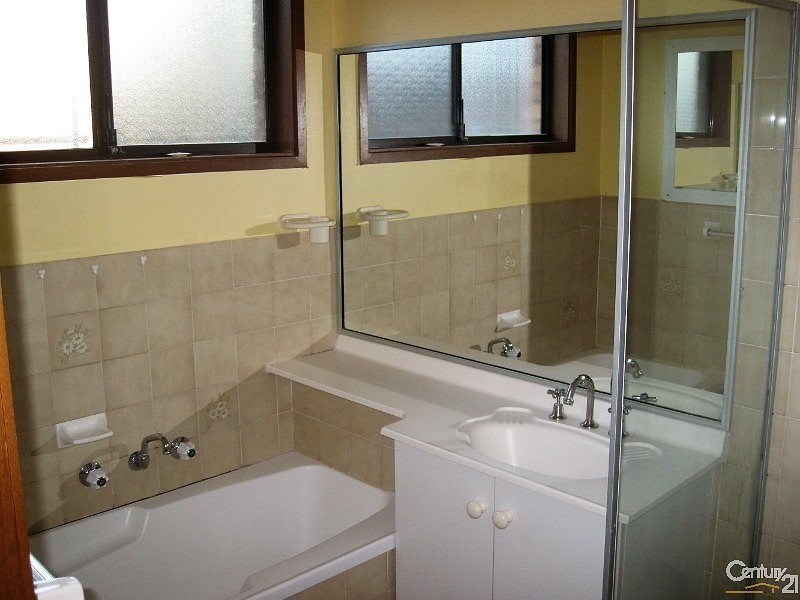 Greenfield Park NSW 2176