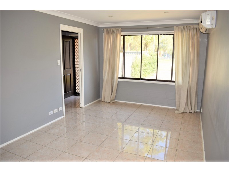 26 Comberford Close, Prairiewood NSW 2176