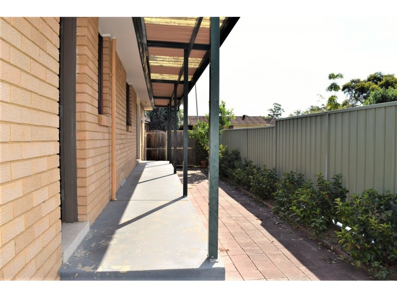 26 Comberford Close, Prairiewood NSW 2176