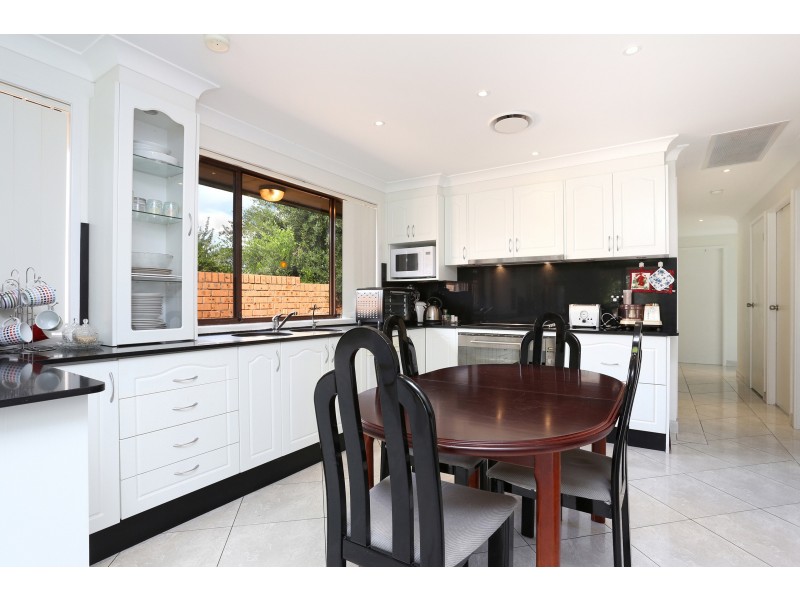 Edensor Park NSW 2176