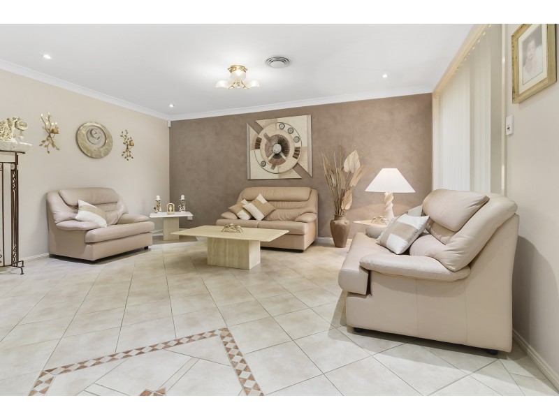 26 Idriess Place, Edensor Park NSW 2176