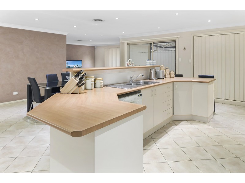 26 Idriess Place, Edensor Park NSW 2176