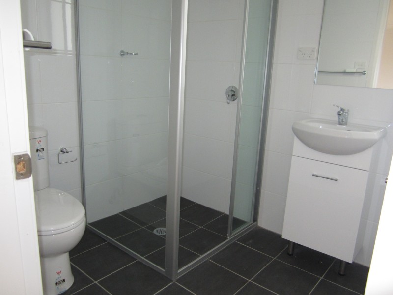 Edensor Park NSW 2176