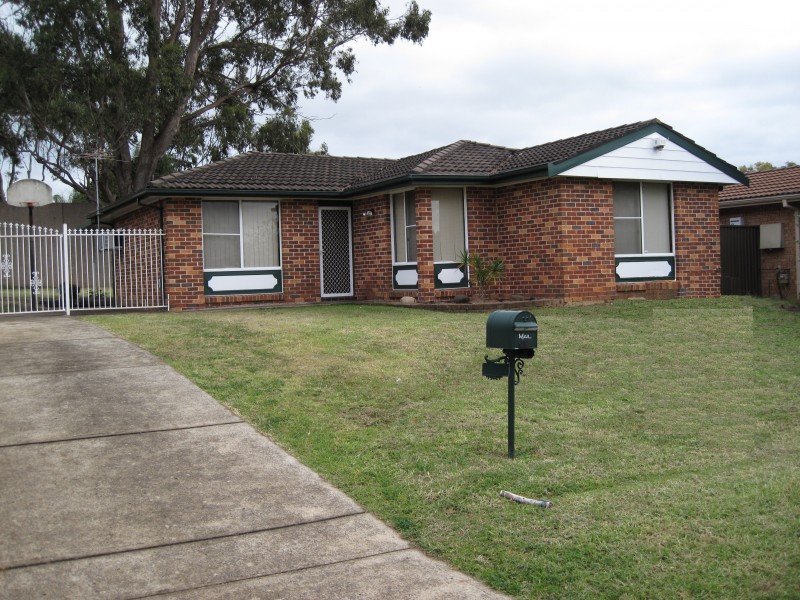 Edensor Park NSW 2176