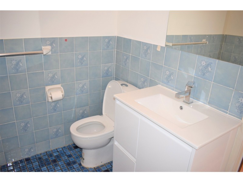 13 Glenfern Crescent, Bossley Park NSW 2176