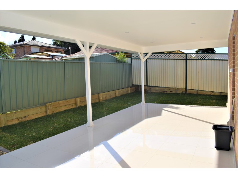 Bossley Park NSW 2176