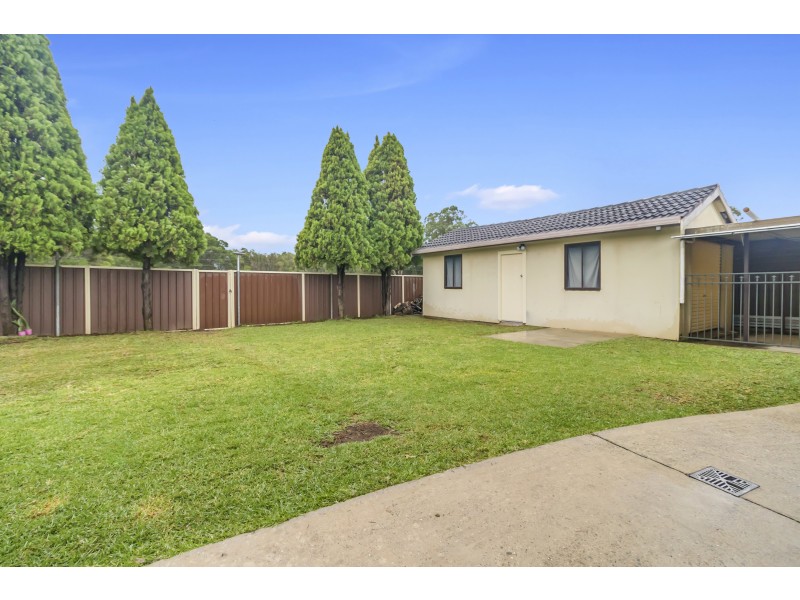 120 Willan Drive, Cartwright NSW 2168