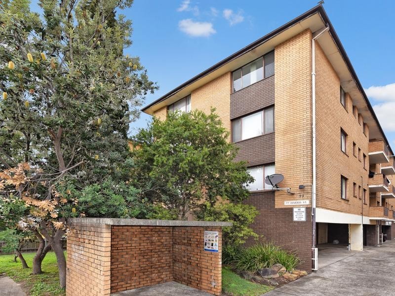 Fairfield NSW 2165