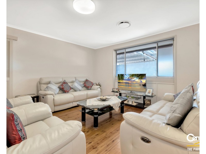 27 Emerson Street, Wetherill Park NSW 2164