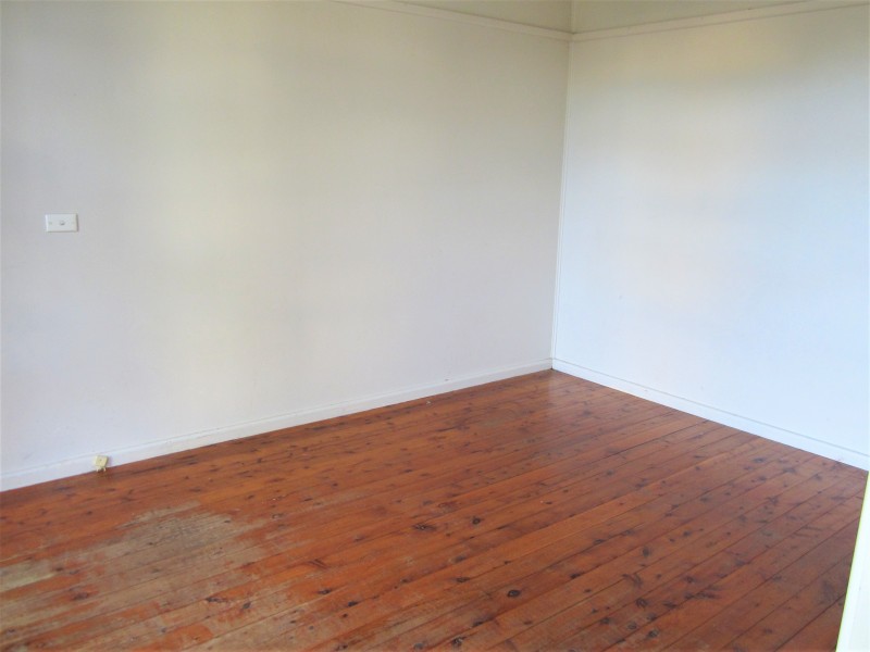 6 Quarry Road, Bossley Park NSW 2176