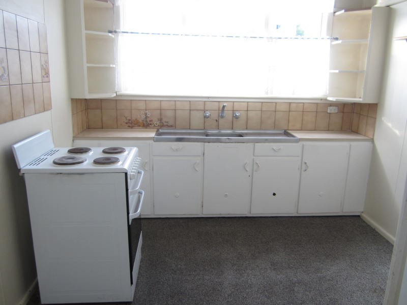 6 Quarry Road, Bossley Park NSW 2176