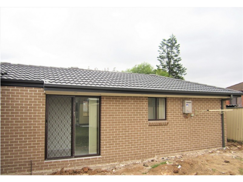 7a Benghazi Street, Bossley Park NSW 2176