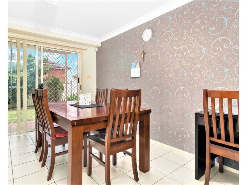 West Hoxton NSW 2171